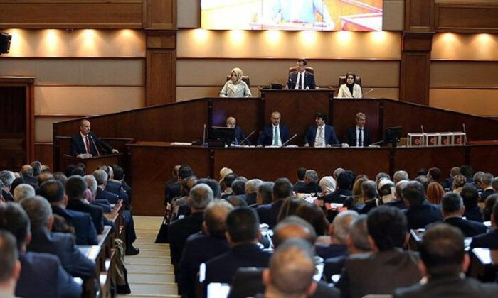 AKP ve MHP’den İBB’nin borçlanma talebine tırpan