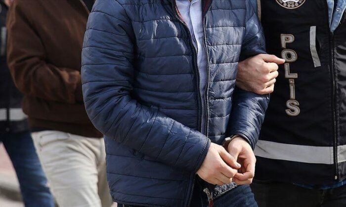 Antalya’da FETÖ sanığı öğretmenlere ceza yağdı
