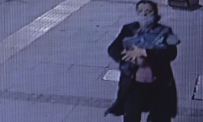 Bebeğini dondurucu soğukta ölüme terk eden anne tutuklandı