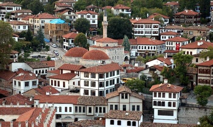 Bir ilde flaş koronavirüs kararı! Ev ziyaretleri yasaklandı
