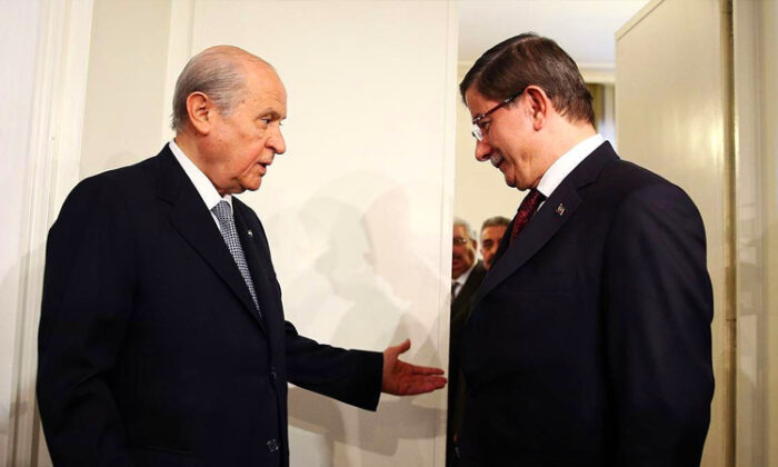 Davutoğlu’nun randevu talebine, Bahçeli’den ‘Cumhurbaşkanlığı Hükümet Sistemi’ şartlı yanıt
