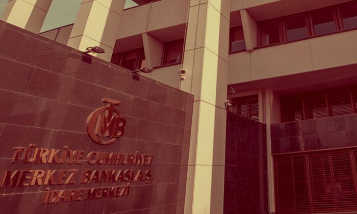 Eski Merkez Bankası Başkanı Yılmaz: Merkez Bankası’nın başarısı topluma ‘izin almadan iş yapıyorum’ mesajı vermesine bağlı