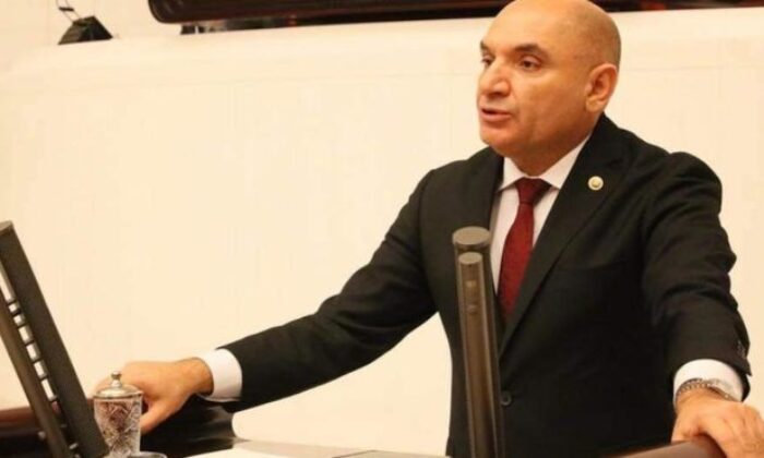 Genç üniversiteli işsizler için kanun teklifi
