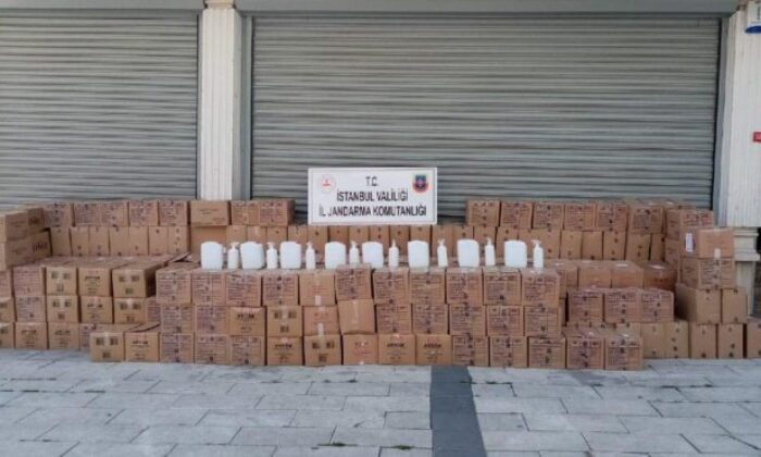 İstanbul’da 8 ton sahte dezenfektan ele geçirildi