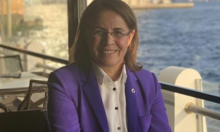 Kılıçdaroğlu’nun danışmanı Fatma Köse coronayı atlattı