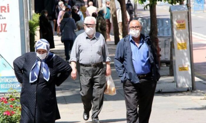Manisa’da 65 yaş ve üstüne sokağa çıkma kısıtlaması