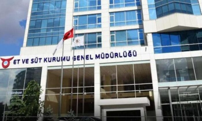 Milyonları yutan bina