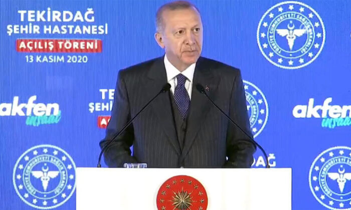 Sağlık çalışanlarına şiddete sert tepki: ‘Haysiyetsiz, terbiyesiz saldırılar’