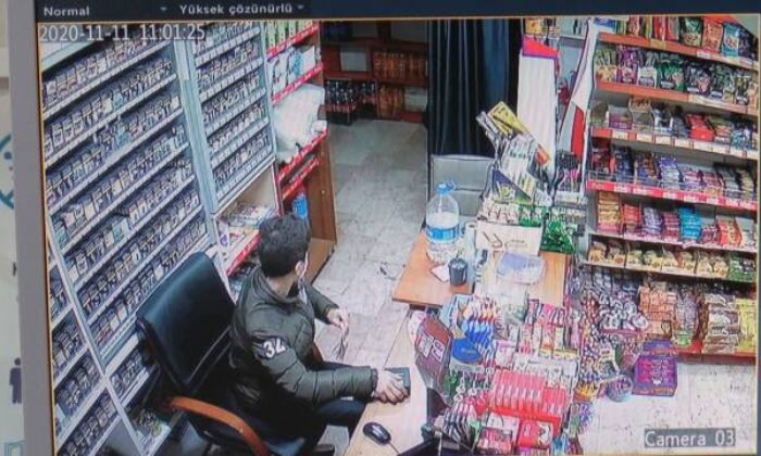 Sakarya’da işe alındıktan 1 saat sonra marketi soydu
