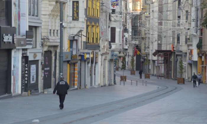 Sokağa çıkma cezası ne kadar?(Sokağa çıkma yasağı ve saatleri)