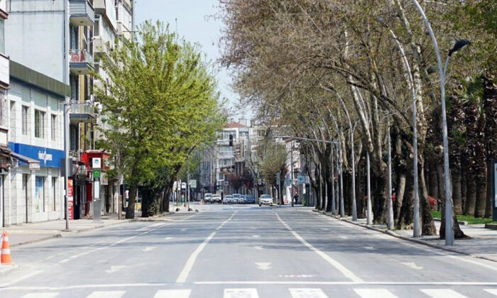 Sokağa çıkma yasağında nereler açık? Eczane, market, kargo…