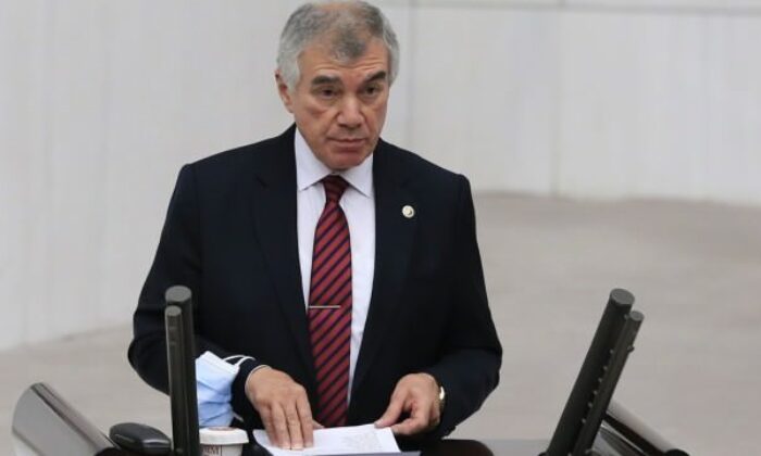 Ünal Çeviköz’den bir skandal açıklama daha!