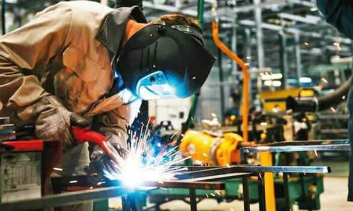 Üretimin düşmanı yüksek faiz