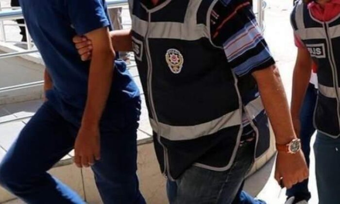 Yunanistan’a kaçmaya çalışırken yakalanan 5’i FETÖ şüphelisi 7 kişi tutuklandı