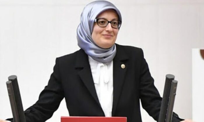 AK Parti Balıkesir Milletvekili Uygur’un Kovid-19 testi pozitif çıktı