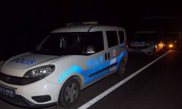 Aksaray’da yol verme kavgası: Sürücüyü dövüp babasını bıçaklayarak öldürdüler