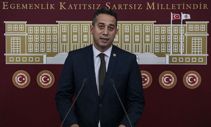 CHP’li Başarır’dan Bakan Gül’e ‘vekâlet ücreti’ sorusu: Yargının görevi Cumhurbaşkanı avukatlarını zengin etmek midir?