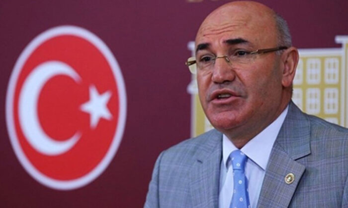 CHP’li Tanal: Hem askere gidiyor hem milletvekili maaşı alıyor hem de sigortasını meclis ödüyor; bunun peşine düşeceğim