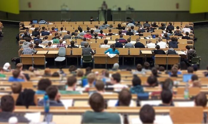 Ege Üniversitesi’nde taciz iddiaları: Komisyon tacizciyi böyle akladı