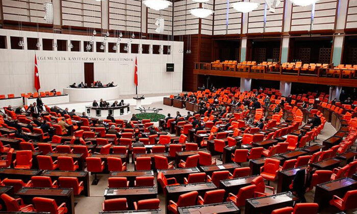 HDP Eş Genel Başkanı Mithat Sancar ve 22 milletvekilinin dokunulmazlık dosyaları TBMM’ye sevk edildi
