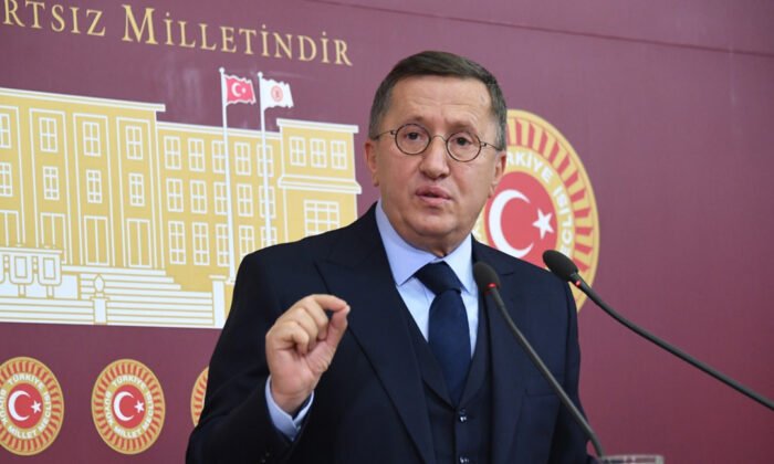 İyi Partili Türkkan: Doları TL’ye çevirelim de; Cengiz, Limak, Kalyon, Kolin ve Makyol’un aldığı dolar garantili kamu ihaleleri de TL’ye çevrilecek mi?
