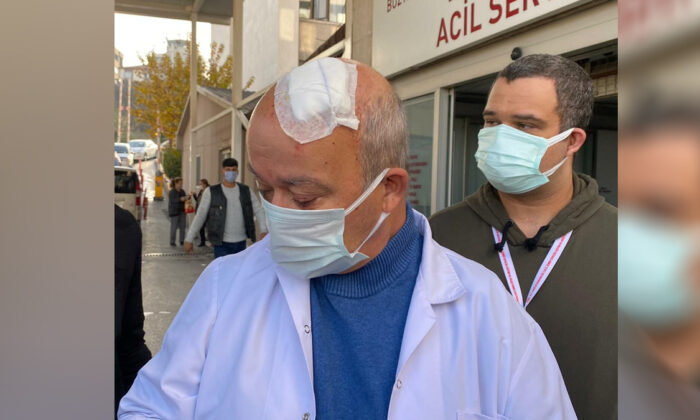 Maske uyarısı yapan doktora taşlı saldırı