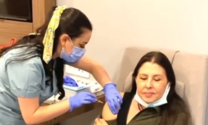 Aşı yorumu Nilüfer’i sinirlendirdi