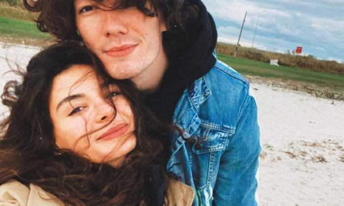 Cedi Osman, Ebru Şahin’i paylaştı