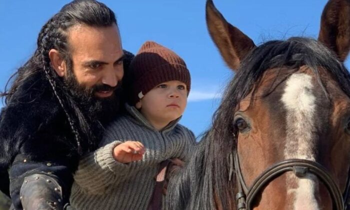 Eşinden Buğra Gülsoy’a: Umarım oğlumuz sana benzer