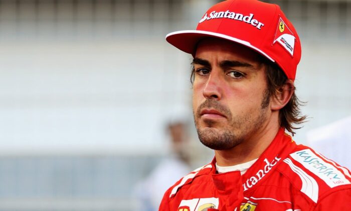 F1 pilotu Fernando Alonso kaza geçirdi