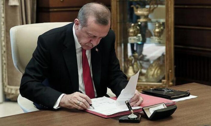 Gece yarısı duyuruldu! 26 kritik atama kararı Resmi Gazete’de