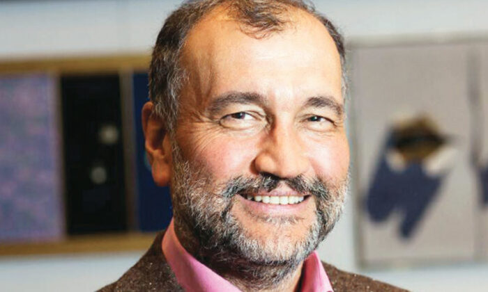 Her ülkede işim var tek evim Türkiye’de