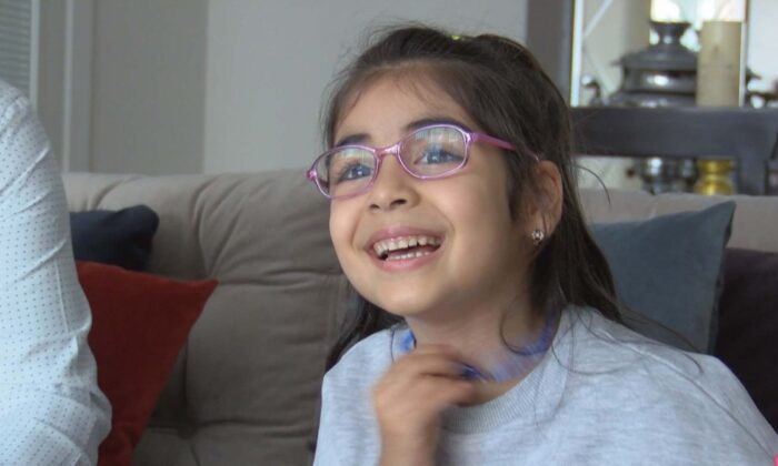 İstanbul’daki Elçin, 7 yaşında körlük tehlikesiyle karşı karşıya