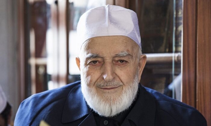 Muhammed Emin Saraç’ın cenazesi, Fatih Camisi haziresine defnedilecek