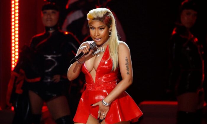 Nicki Minaj acı haberle sarsıldı