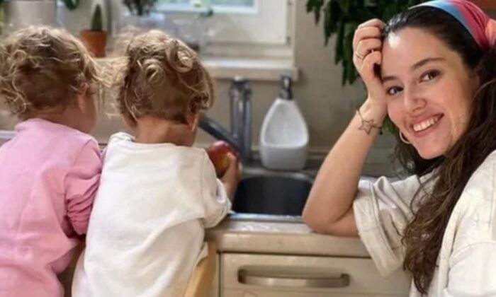 Pelin Akil 34 yaşında okula geri döndü