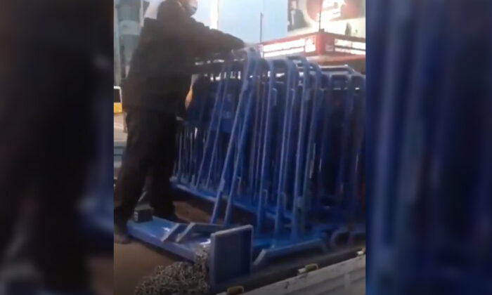 Sancaktepe Belediyesi, İBB’nin Halk Ekmek büfesini kaldırdı