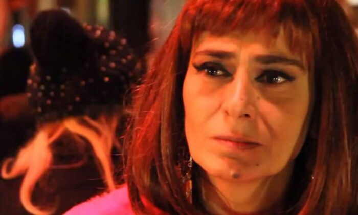 Yıldız Tilbe taklitini yapanları kınadı