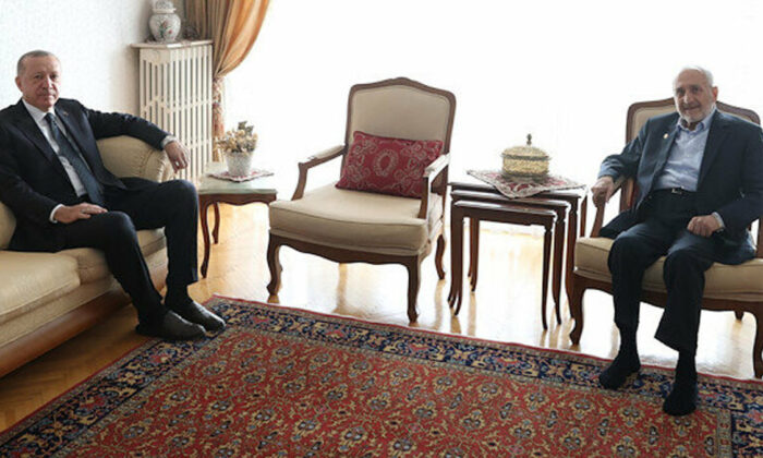 Asiltürk’ten Erdoğan’a tebrik telefonu
