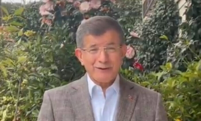 Davutoğlu: Bahar bize güzel bir umudun habercisi olsun