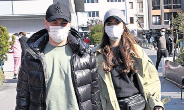 Demet Özdemir ve Oğuzhan Koç el ele