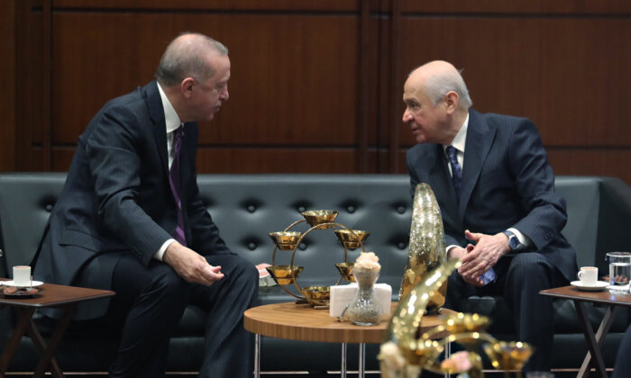 Erdoğan ve Bahçeli’den sürpriz görüşme