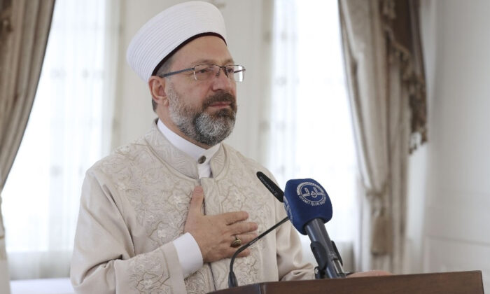 Koronaya yakalanan Diyanet İşleri Başkanı Erbaş hastaneye kaldırıldı