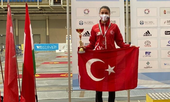 Milli pentatlet İlke Özyüksel’den dünya rekoru