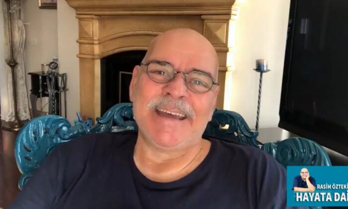 Rasim Öztekin’in polislerle şeker ikramı anısı