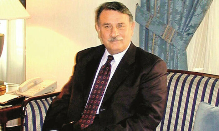 Akbulut vefat etti