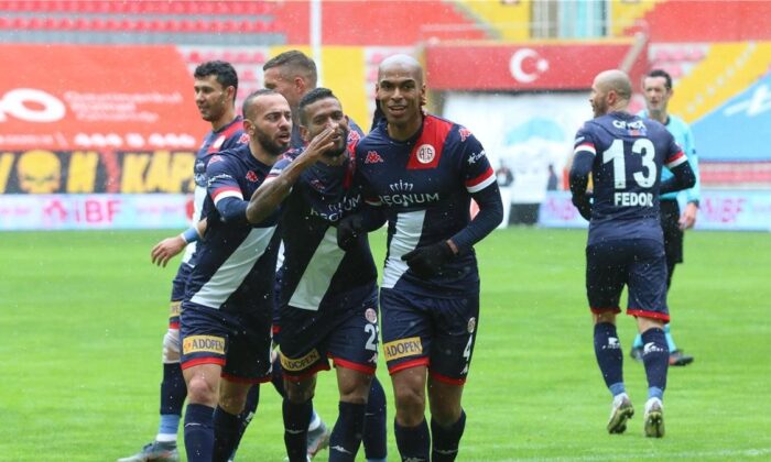 Antalyaspor, Süper Lig’de 1000 puan barajını aştı