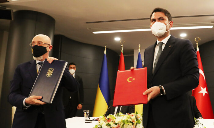 Bakan Kurum açıkladı: TOKİ Kırım Tatarları için konut inşa edecek