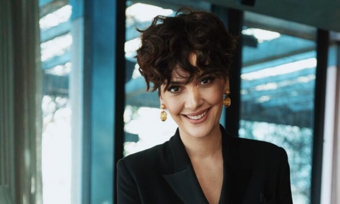 Bergüzar Korel’den bebek müjdesi