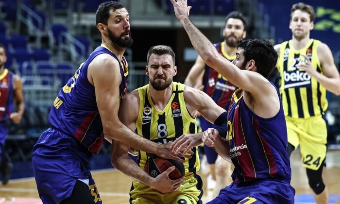 Fenerbahçe EuroLeague’de Barcelona’ya yenildi